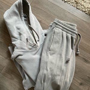 Aritzia Boyfriend Sweat suit